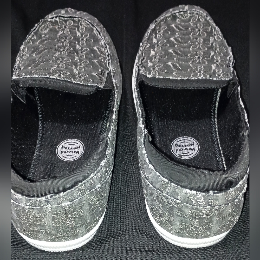 Rocket Dog Mimseyke Slip On Shoes Women's Sz 10 Black Floral Plush Foam Pilot...